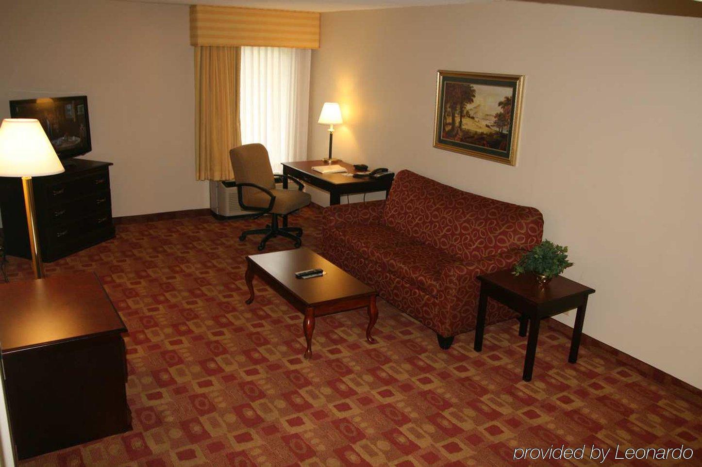 Rome Inn And Suites מראה חיצוני תמונה