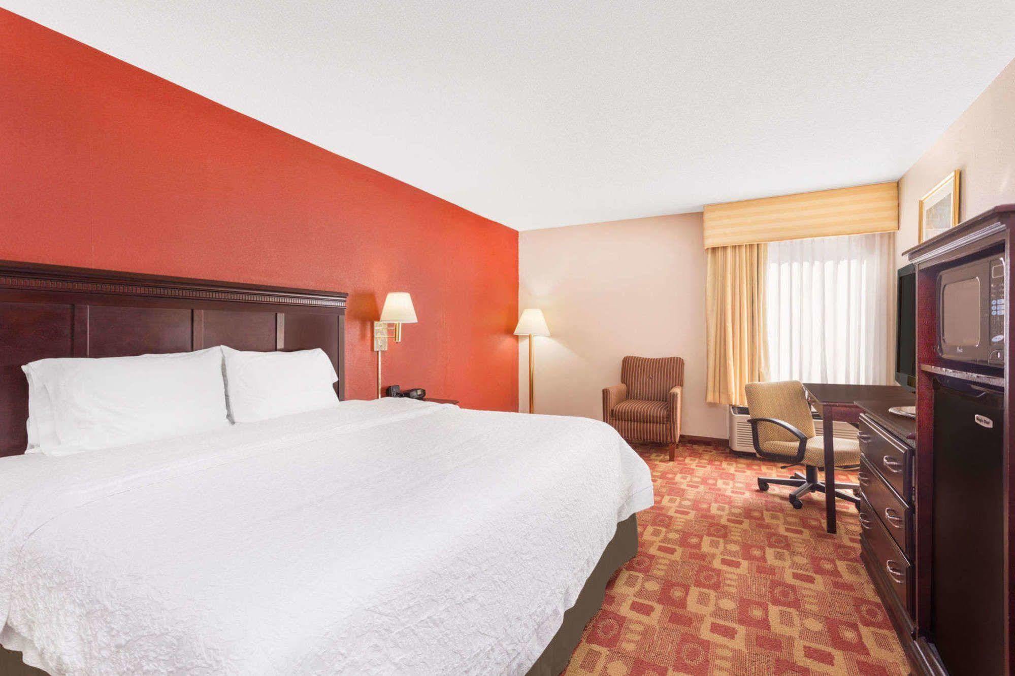 Rome Inn And Suites מראה חיצוני תמונה